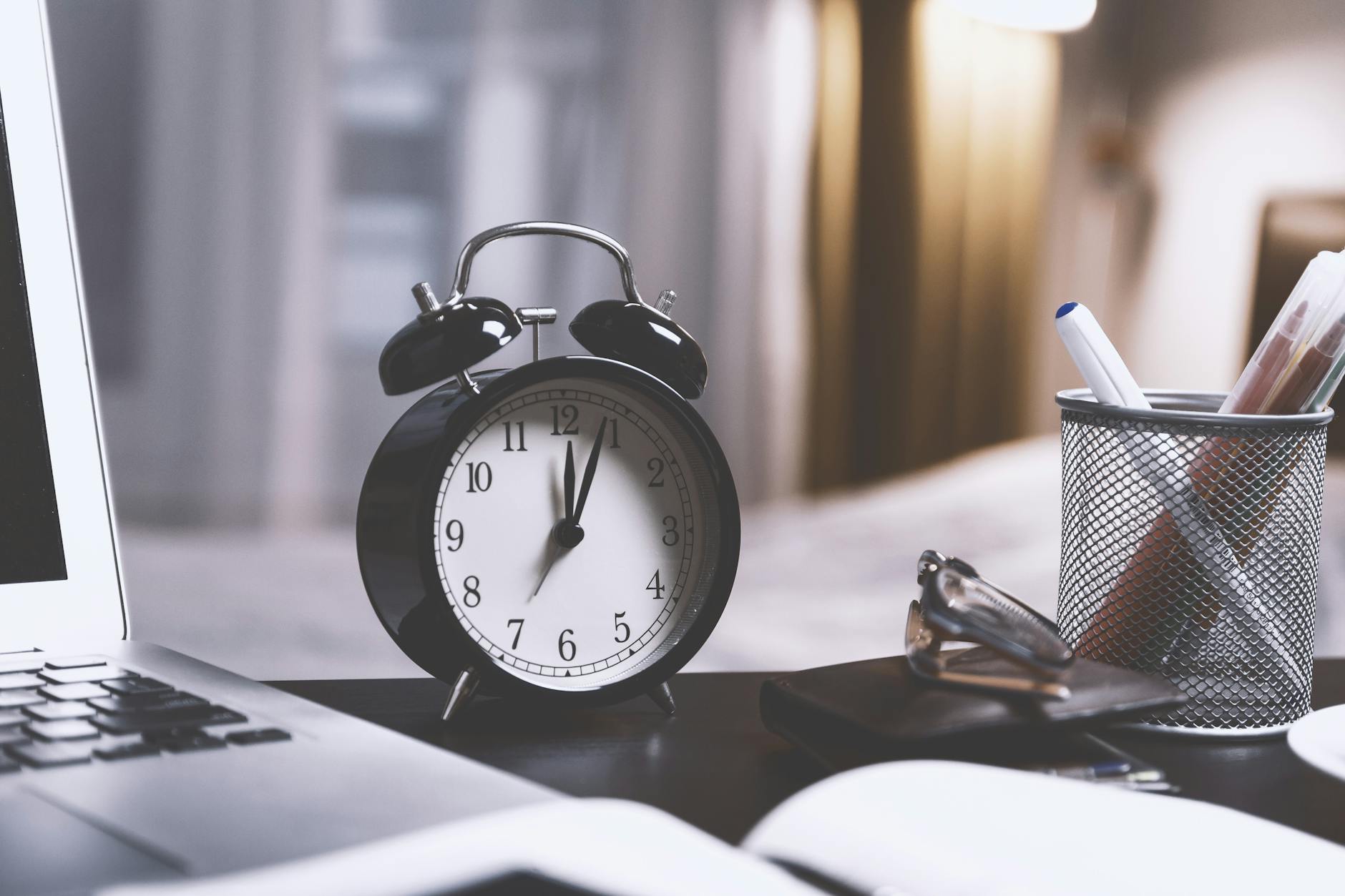Horas extras: qué es, cuándo aplica y qué revisar